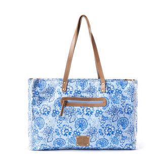 Delft Garden Weekender Bag in blue has exterior zipper pocket